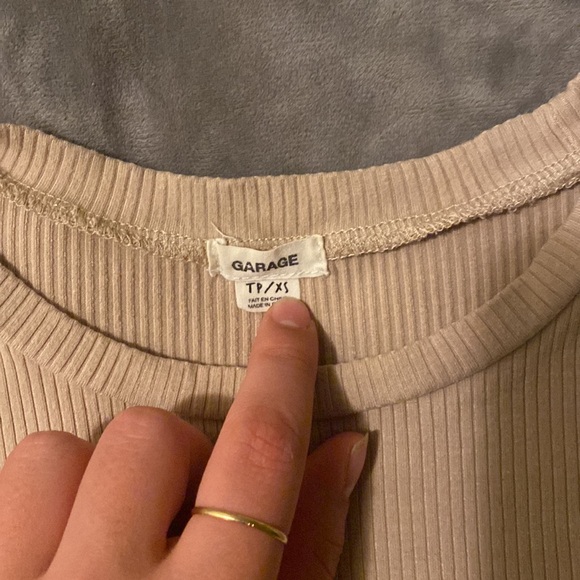 Garage long sleeve - Picture 2 of 2